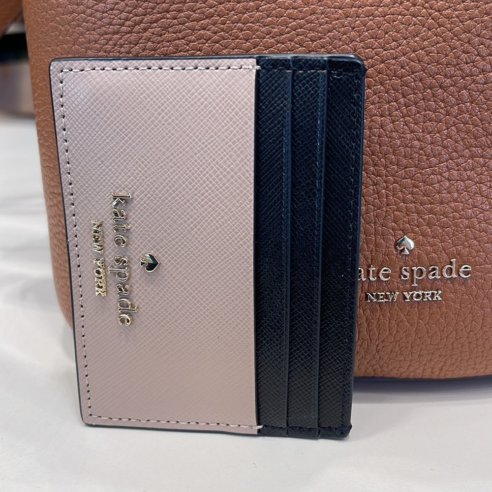 Kate Spade Madison Small Slim Card Holder
Toasted Hazelnut Multi 
NWT - Picture 2 of 16
